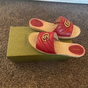 Woman’s Gucci espadrilles. Original Box and original receipt included.